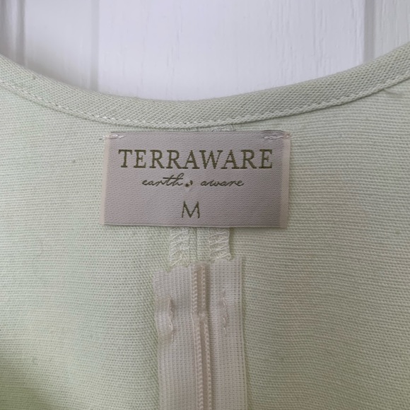 Light mint colour top - Picture 5 of 8